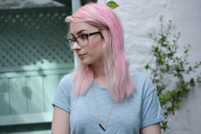 The Summery Outfit forever 21 lace skirt wooden necklace