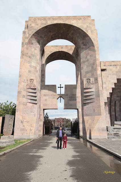 Una semana en Armenia - Blogs de Armenia - 12-05-15 Geghard, Garni, Echmiadzin, Zvartnorts. (20)