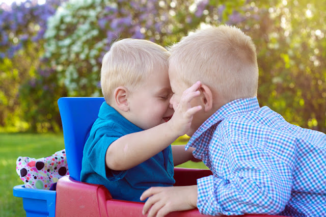 Red And White March Party Miguel Temazos La Musica Del