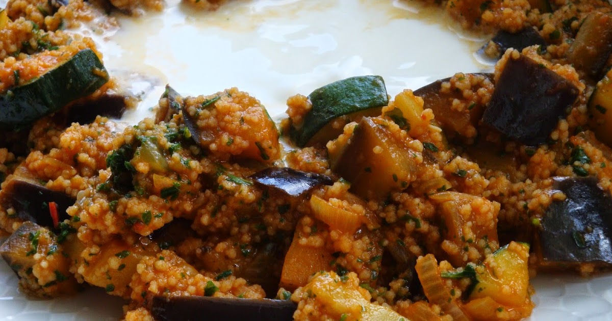 Gourmandises végétariennes Couscous mit AuberginenZucchiniAjvar
