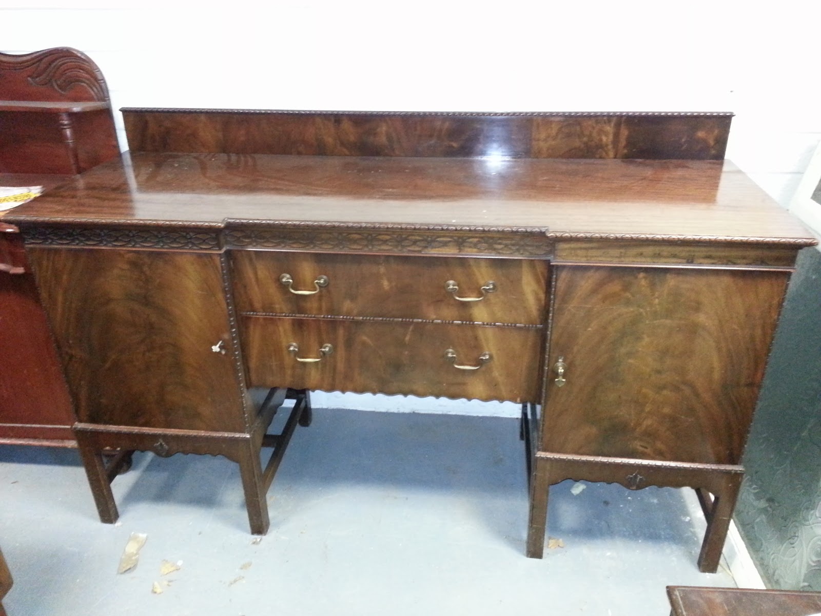 Deccie's Done Deal Second Hand Furniture & House Clearances November 2012