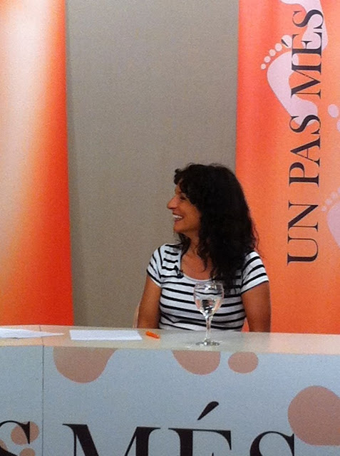 en "Un pas més", de 25TV - Roser Amills, escritora mallorquina