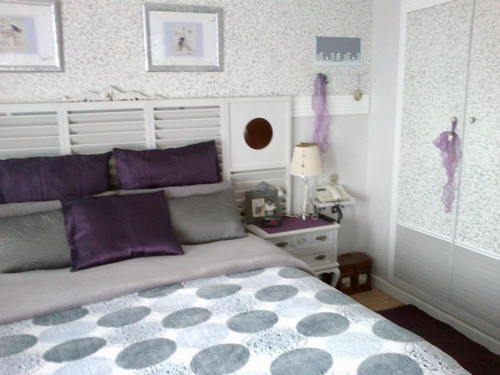 Diy x4duros'13: "Cambio de Look total de un armario ropero" de Ángeles