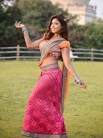 Komal Jha latest dazzling photos gallery-cover-photo