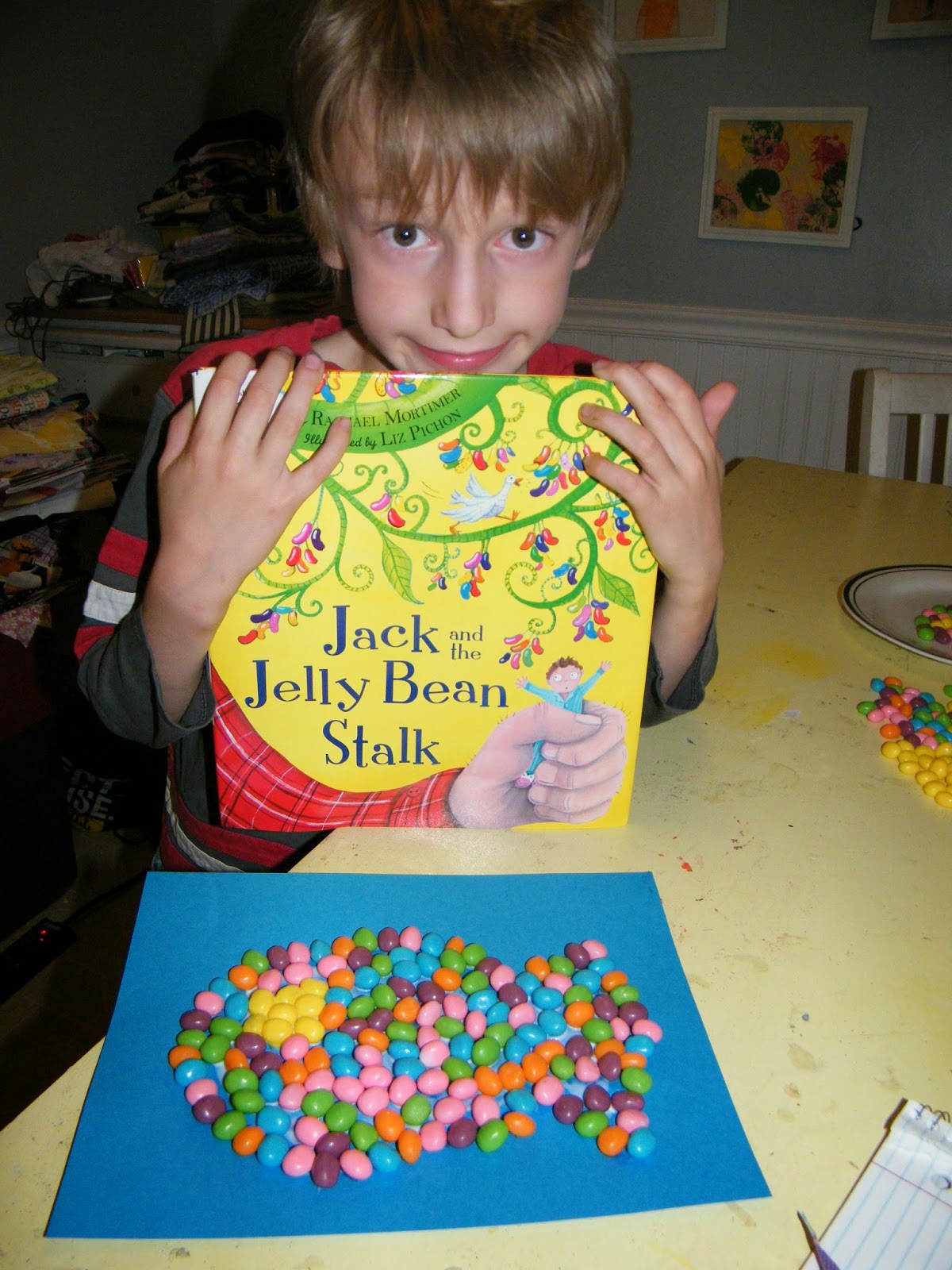 AdventuresInMommyLand jelly bean art