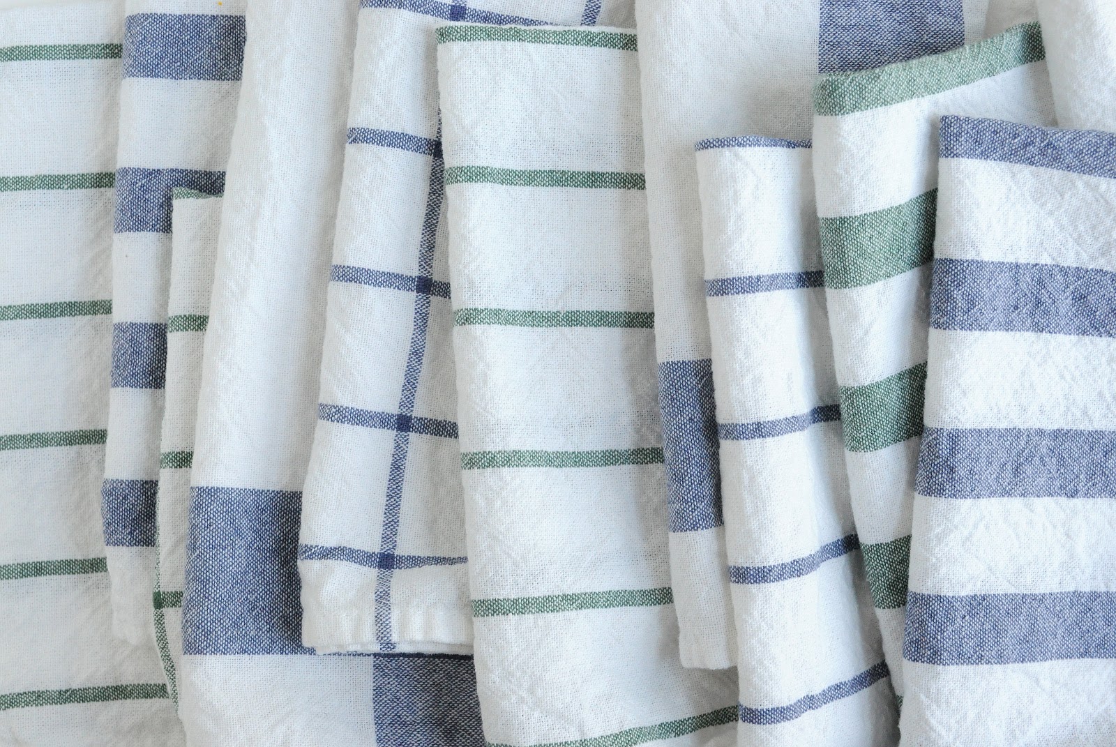 diy easy cloth napkins from ikea dish towels