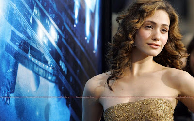 Emmy_Rossum_Click on the Image for Larger View actress_emmy_rossum_hot_wallpapers_fun_hungama-forsweetangels.blogspot.com