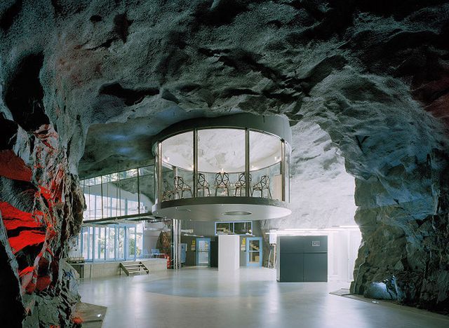 Who Wanna Job in These Awesome Office Who Wanna Job in These Awesome Office