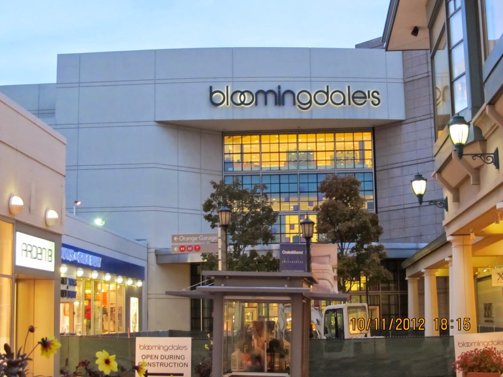 Trip to the Mall Westfield Old Orchard (Skokie, IL)