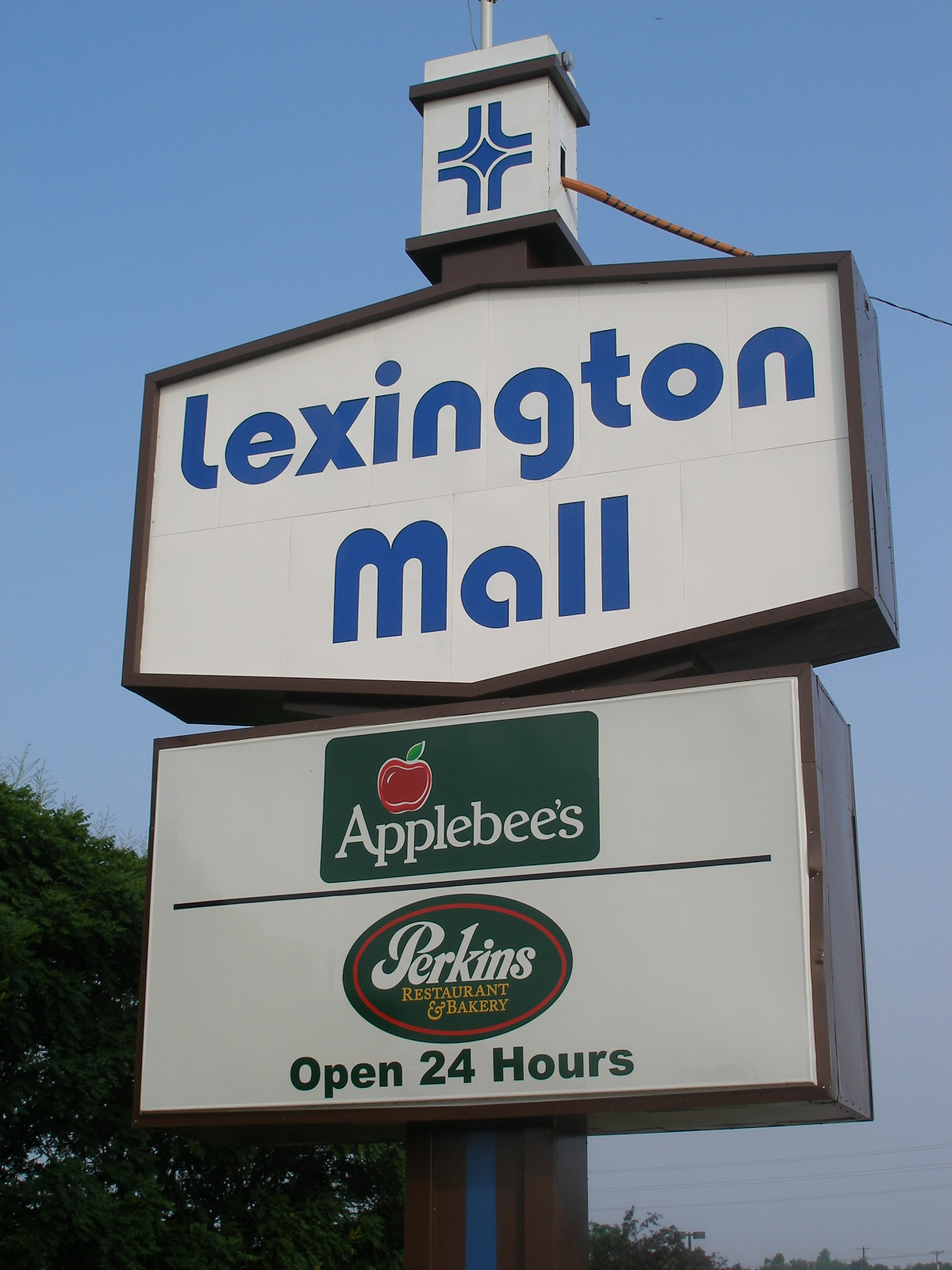 Unusual Kentucky Death of Lexington Mall