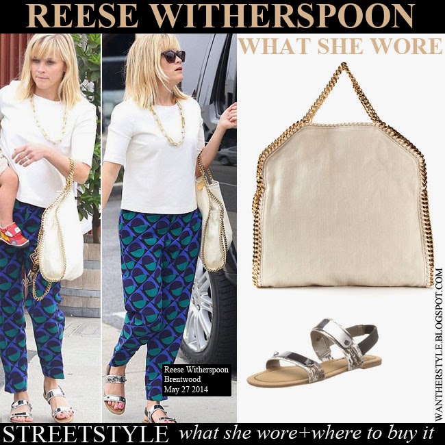 WHAT SHE WORE: Reese Witherspoon in blue print pants white top with cream  gold chain embellished bag and silver plated sandals in Brentwood on May 27  ~ I want her style 