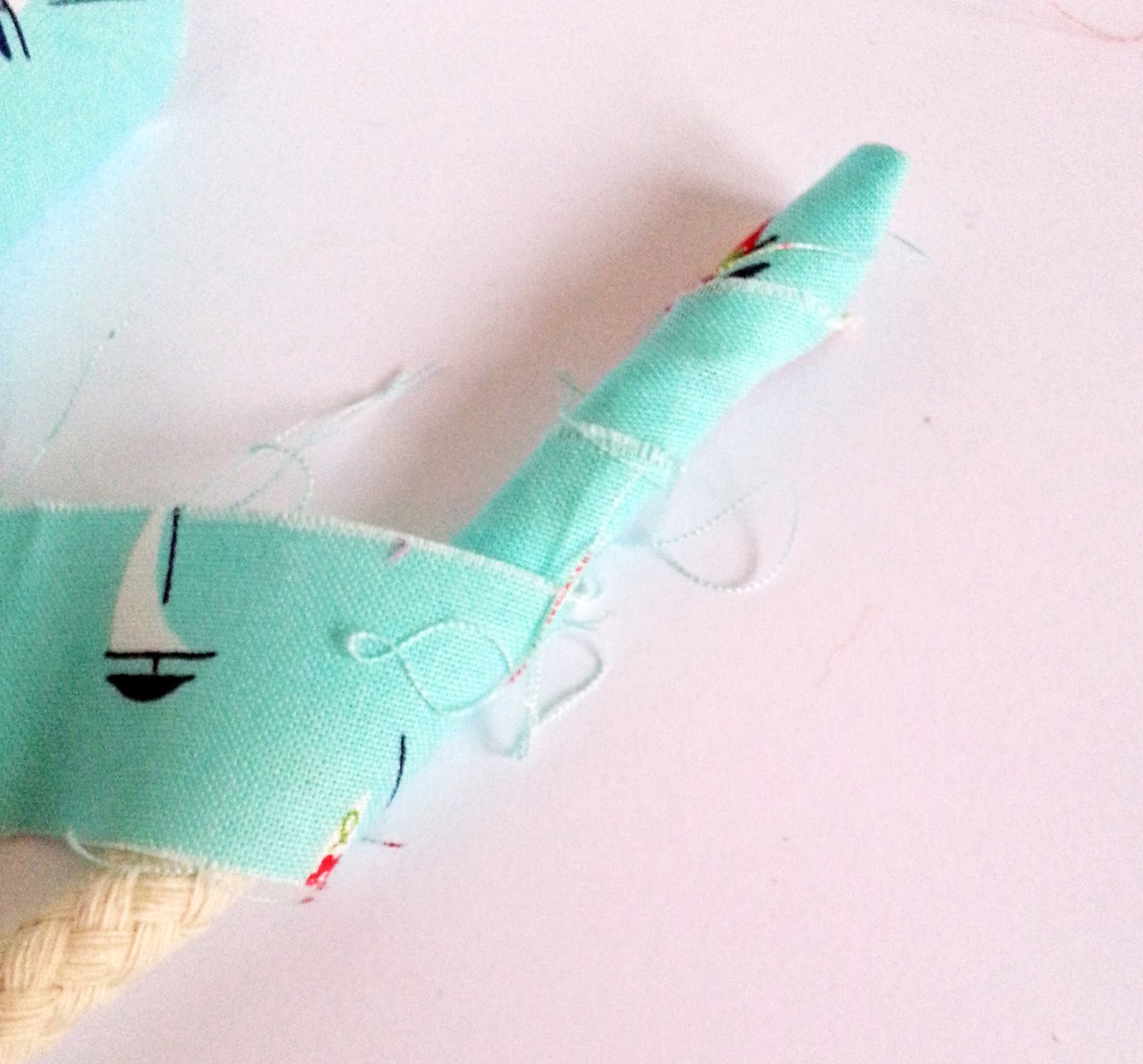 RicRac How to sew a fabric rug Tutorial