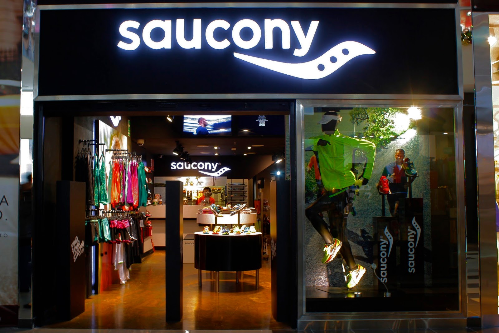 saucony tienda oficial