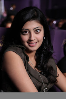 Pranitha New Cute Images [Searchind.blogspot.com]