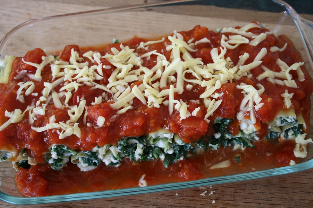 Little Housewife Spinach and Cottage Cheese Cannelloni