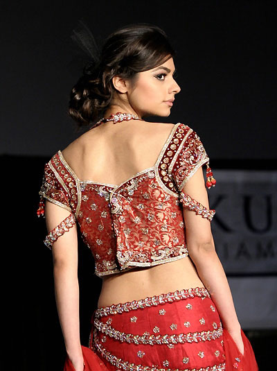 Photos Beautiful Girls at the ramp of th Annual Kismet Wedding Show Photos Beautiful Girls at the ramp of th Annual Kismet Wedding Show