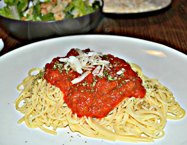Simple Tomato Sauce ( 3 ingredient) HezziD's Books and Cooks