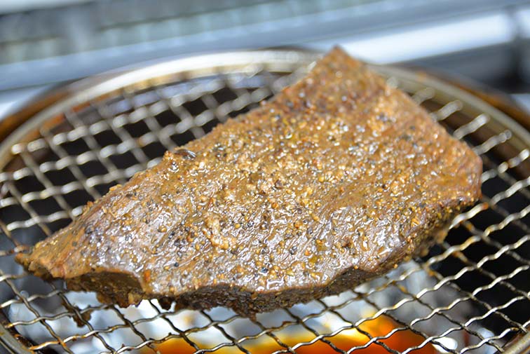 牛肉 煙で仕上げた今夜の逸品 燻製