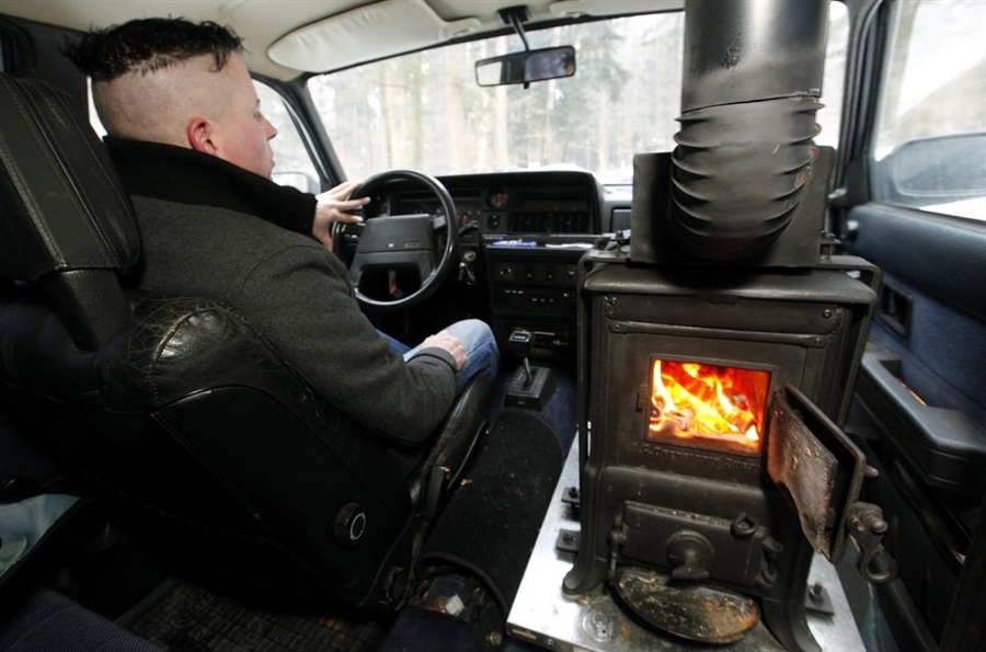 [Afbeelding: pb-120209-volvo-woodburning-stove-01.photoblog900.jpg]