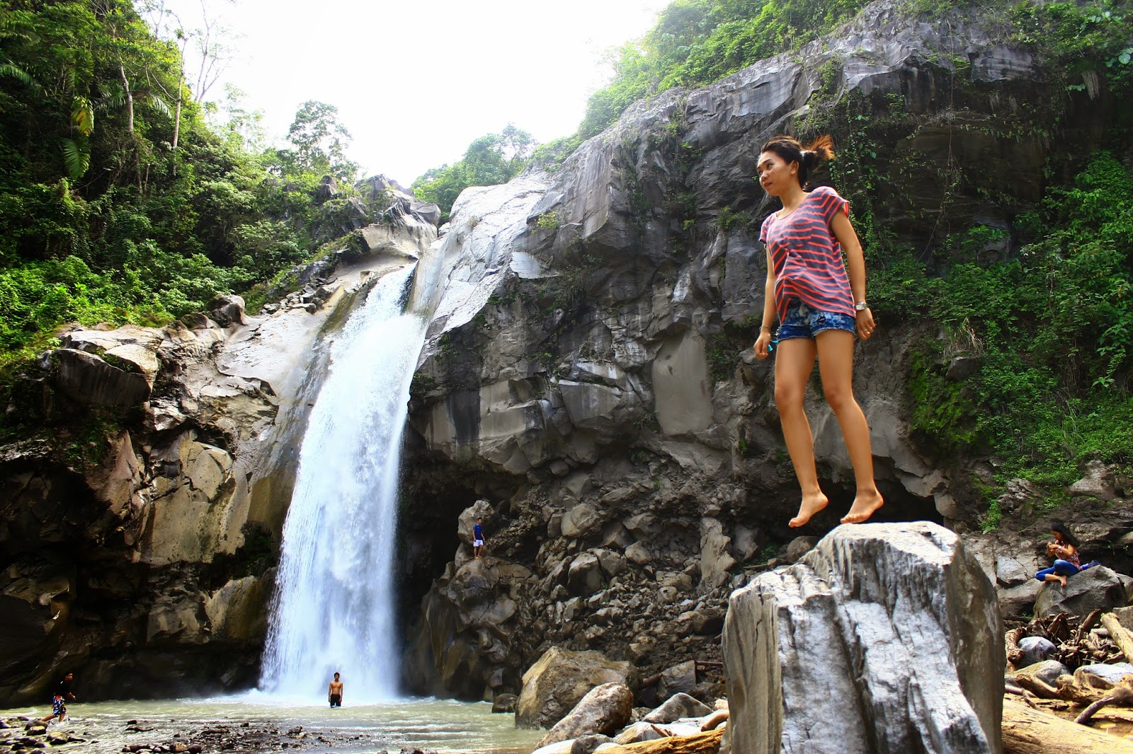 Jelajah Lombok: Sang Legenda Air Terjun Mangkusakti