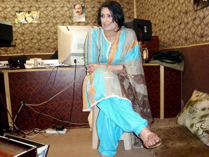 afghan singer naghma