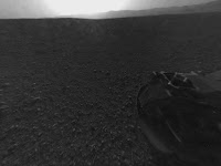 Первые фотографии,переданные марсоходом Curiosity