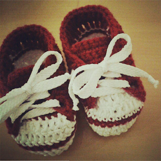 Zapatos ALL STAR para bebé a crochet - Ahuyama Crochet 