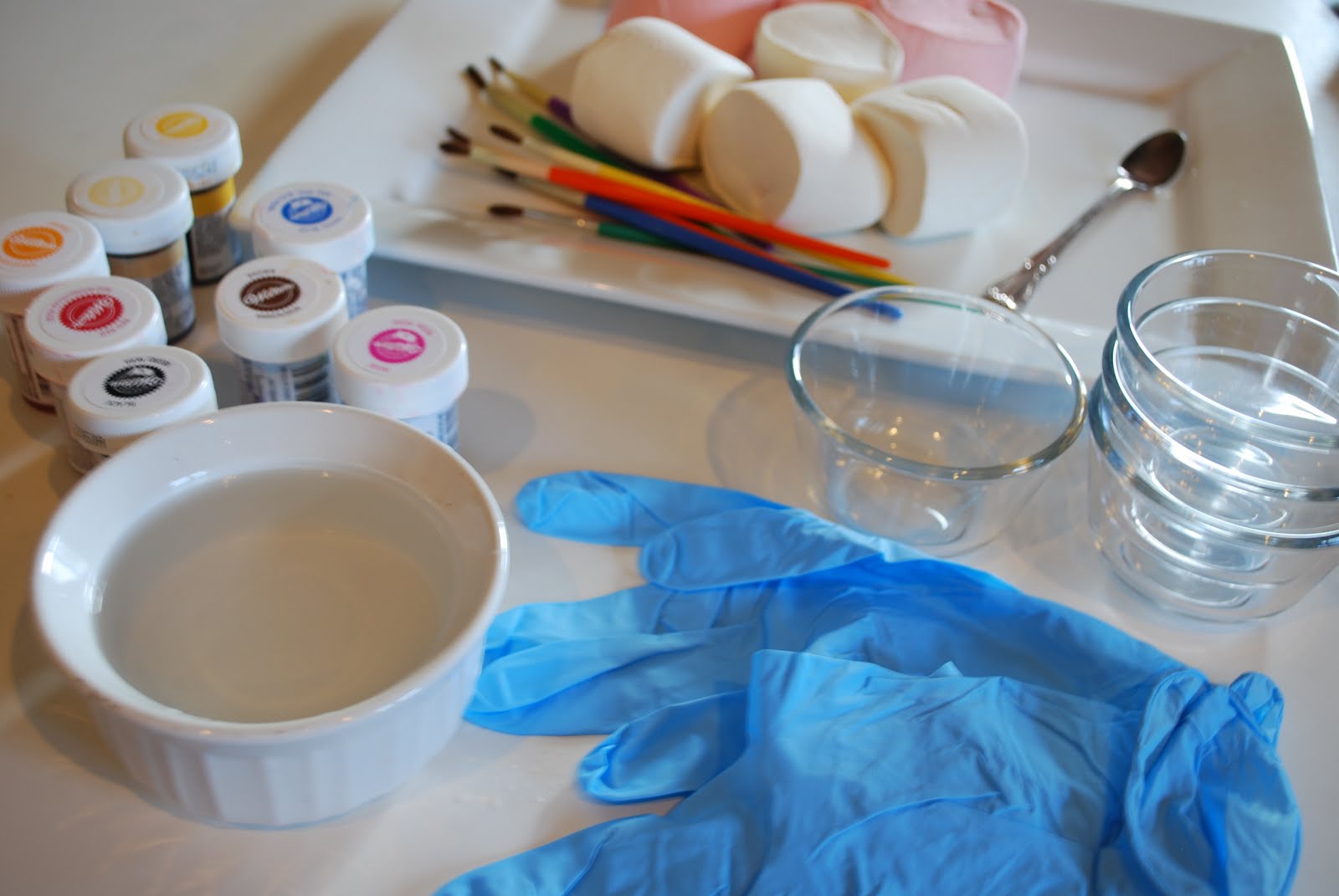 How to Color Marshmallows