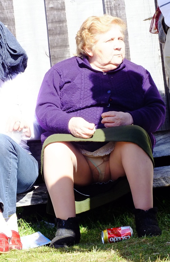 Засветы старых дам фото