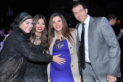 شاهد صور دنيا سمير غانم وهى حامل مع زوجها مش هتصدق عينيك موقع رب المجد