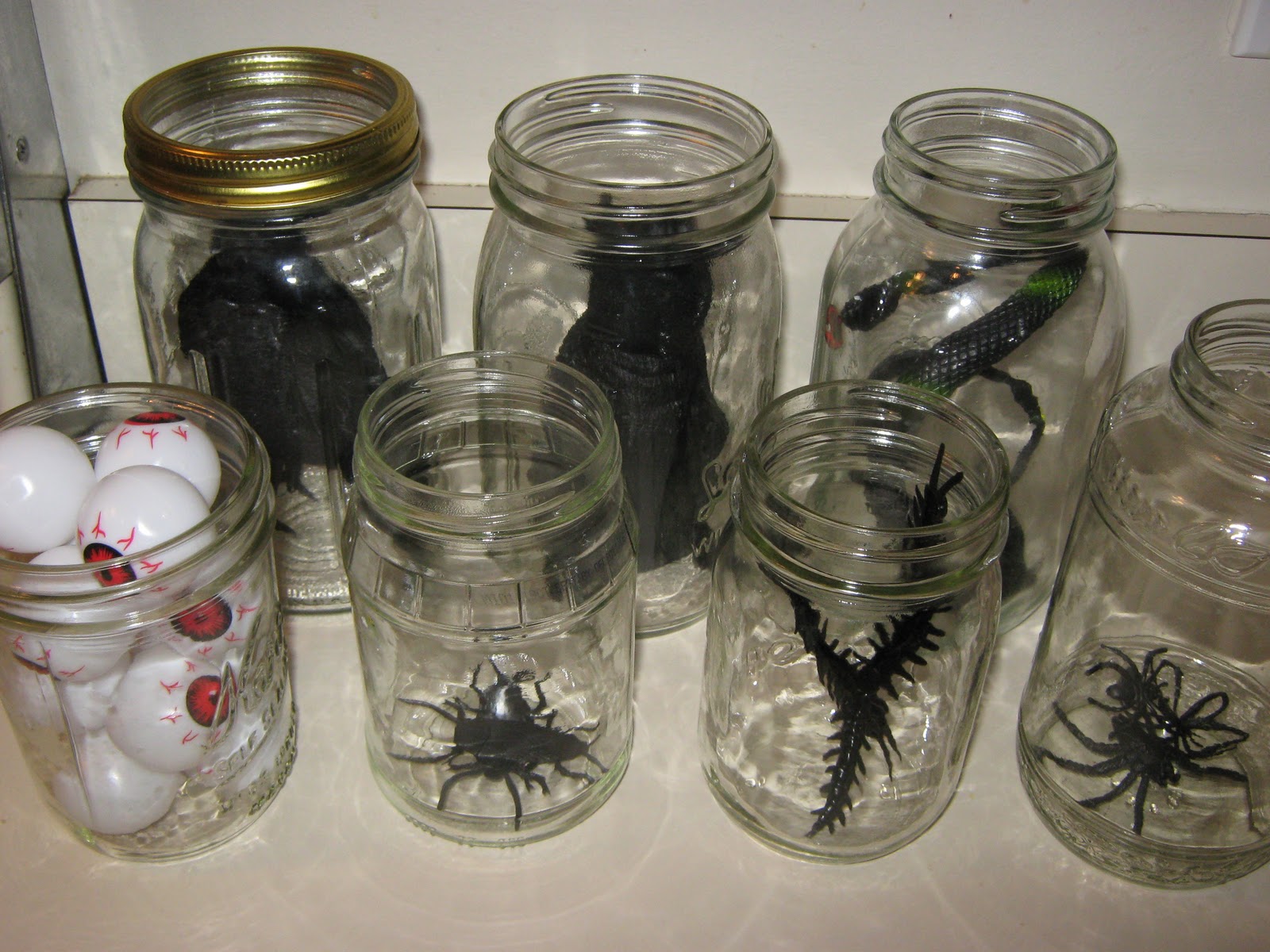 FakeIt Frugal Holidays Glowing Specimen Jars for Halloween