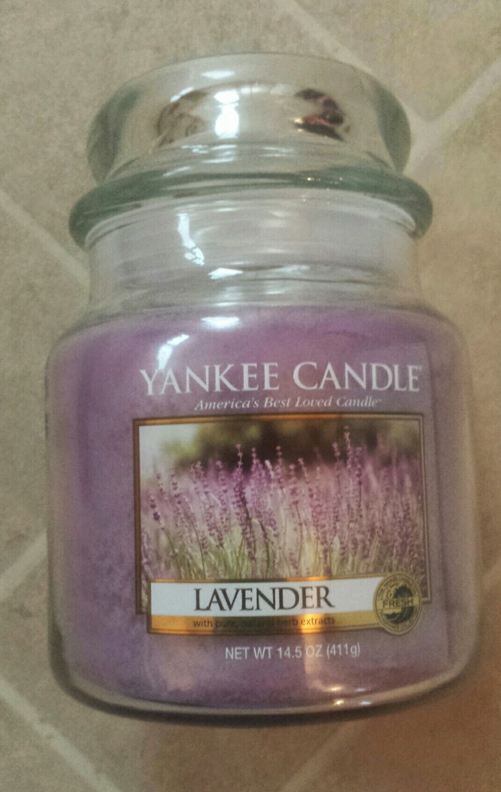 Lavender Yankee Candle MUMMY TO THE MAX