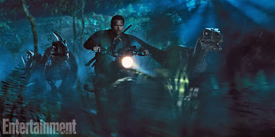 Jurassic World Chris Pratt and raptors