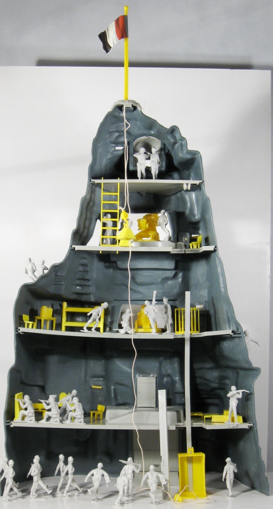 Toys and Stuff Marx Navarone Giant Playset