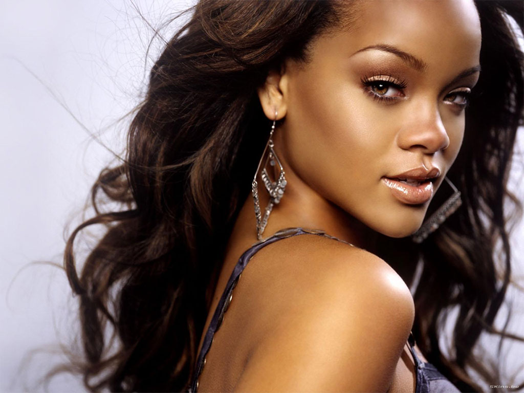 http://2.bp.blogspot.com/-dhG93_onRJc/Tif7jXWb7tI/AAAAAAAADNg/E-OFGE37sXk/s1600/1287892864_1024x768_sexy-rihanna-wallpaper.jpg
