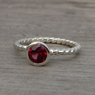 garnet silver ring