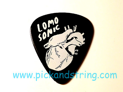 ปิ๊กของคุณ pom lomosonic