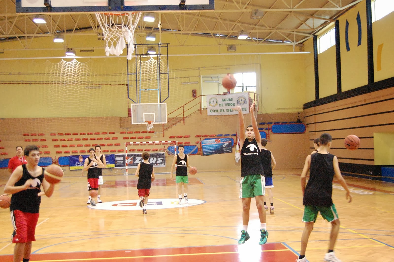 CEBasketcamp Navidad Telde 2013 Video 2º Entreno Táctico