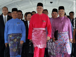 RM 2.6 Bilion: Muhyiddin Dan Mukhriz Menipu Mahathir dan Rakyat Malaysia Untuk Fitnah Najib?