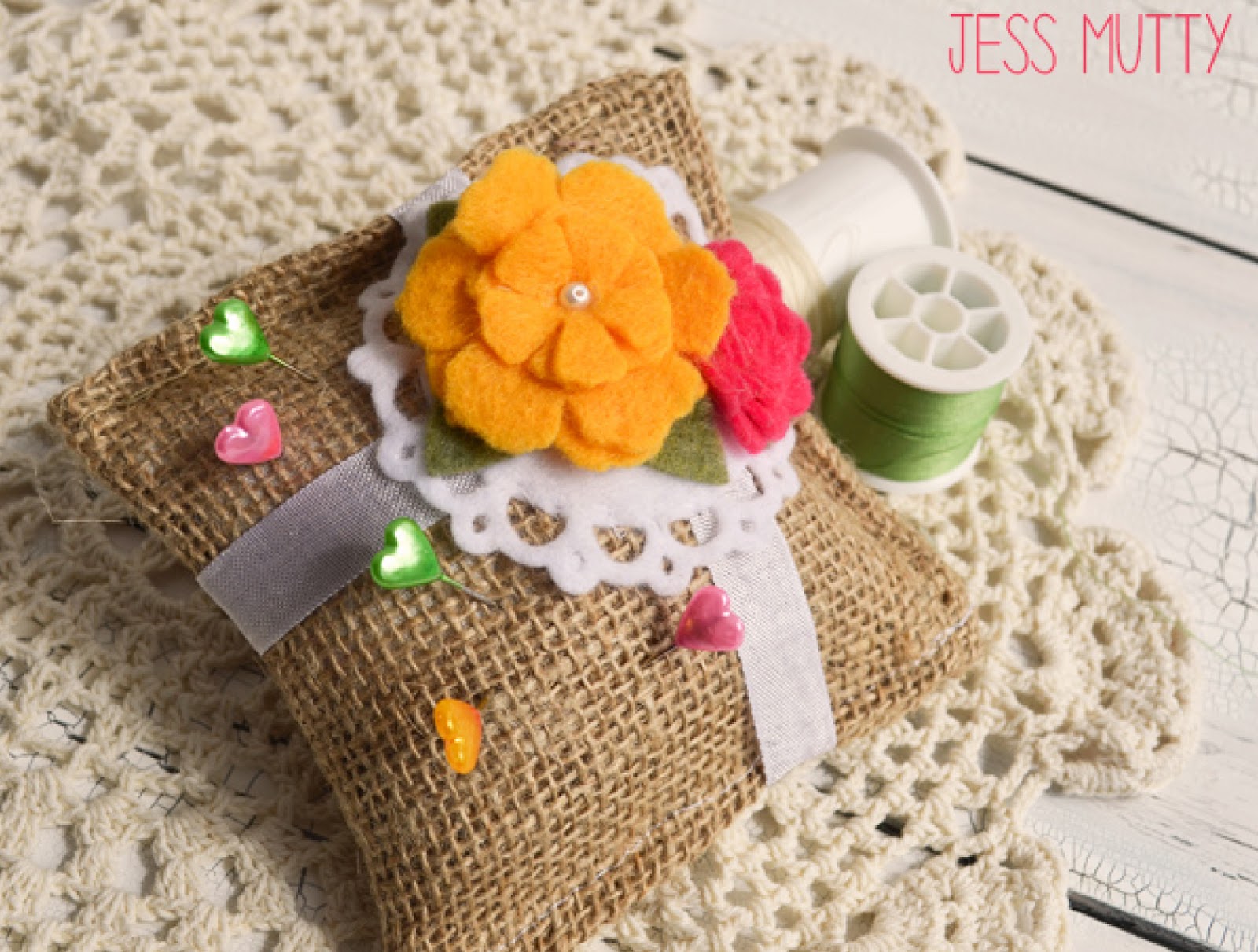 The Curtsey Boutique DIY Pincushion Tutorial with Jess Mutty