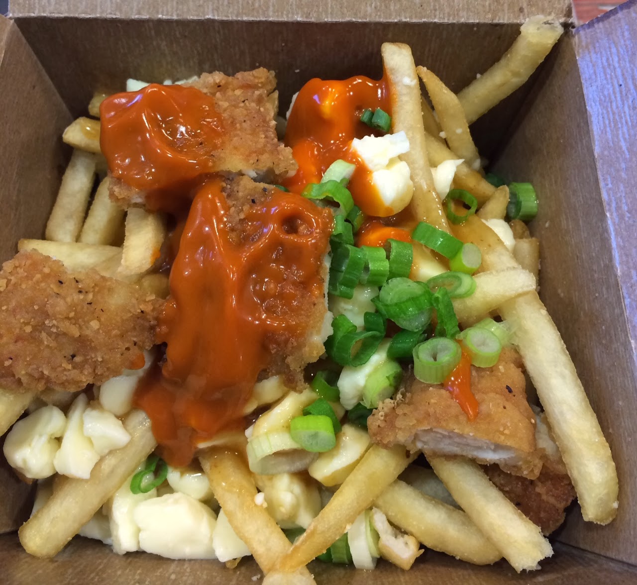 Poutine From McDonald's (Buffalo Chicken Poutine) / マクドナルドのプーティン（バッファロー