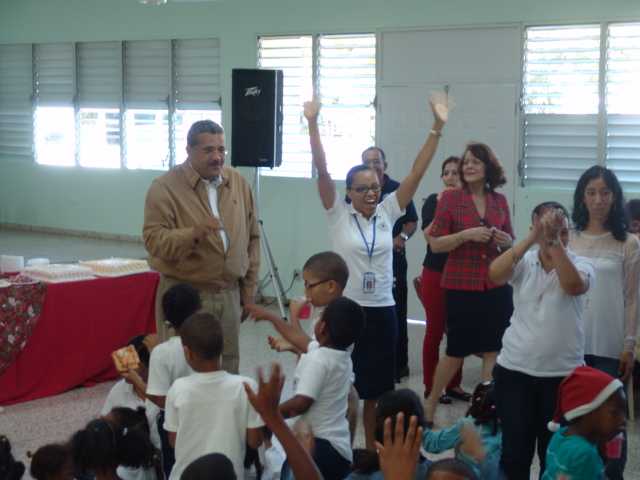 FREDOCO ofrece agasajo de navidad a niños sordos del Instituto Santa Rosa. FREDOCO ofrece agasajo de navidad a niños sordos del Instituto Santa Rosa.
