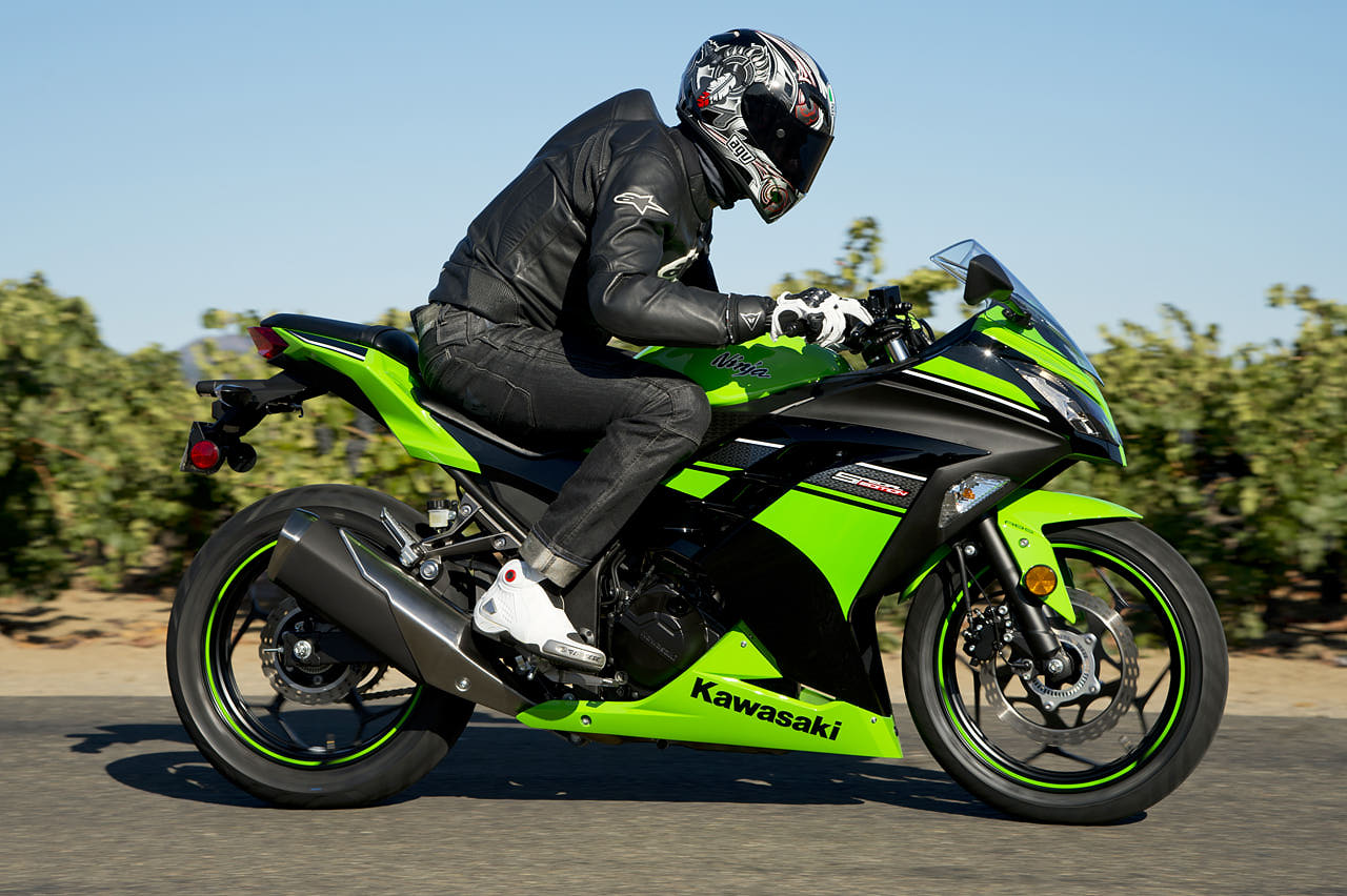 Kawasaki Ninja 300 Action wallpaper world