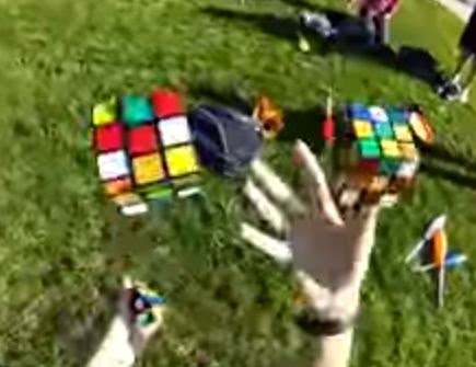 Cubo mágico profissional 3x3x3 - Malabarize-se Loja de Malabarismo -  Comprar malabares!