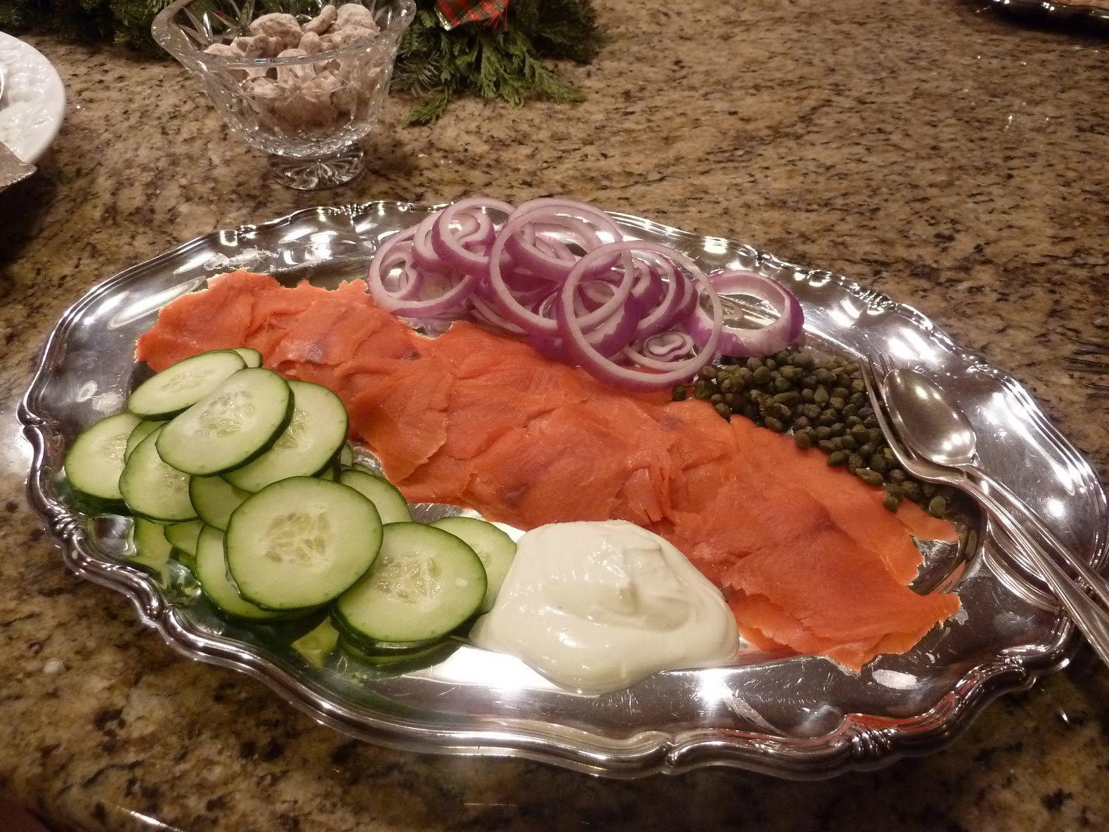 Sparrows &amp; Sparkle: New Year's Eve Buffet Supper