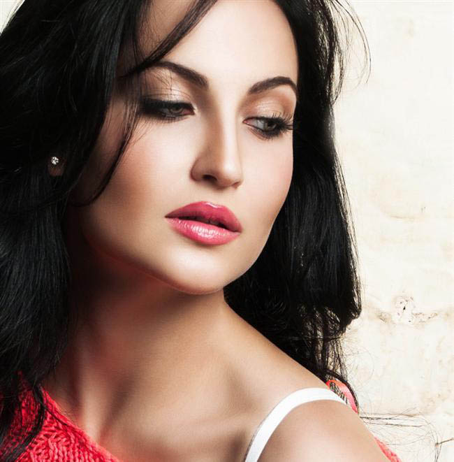 Actress: elli avram