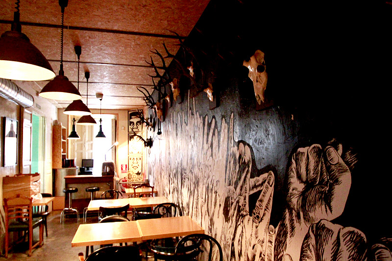 GOODBYE HORSE zombie bar madrid