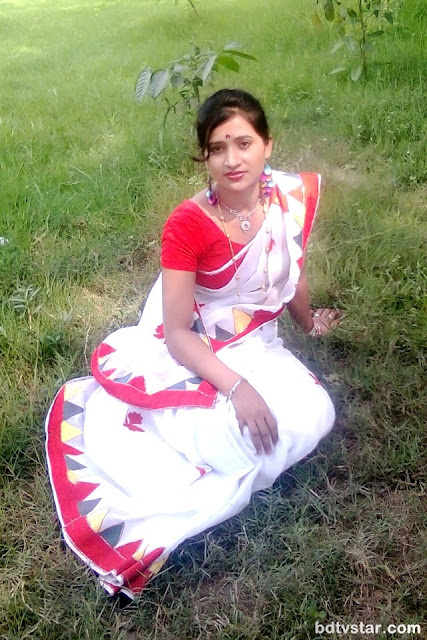 Bangladeshi Beautiful Girls on saree Bangladeshi Beautiful Girls on saree