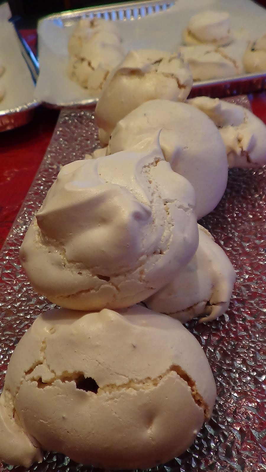 Dans la cuisine de Annie Meringues sèches chocolat et noix