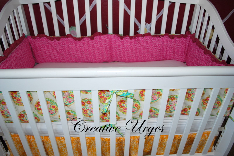Creative UrgesCreative Blogspot How to make a crib bumper tutorial...